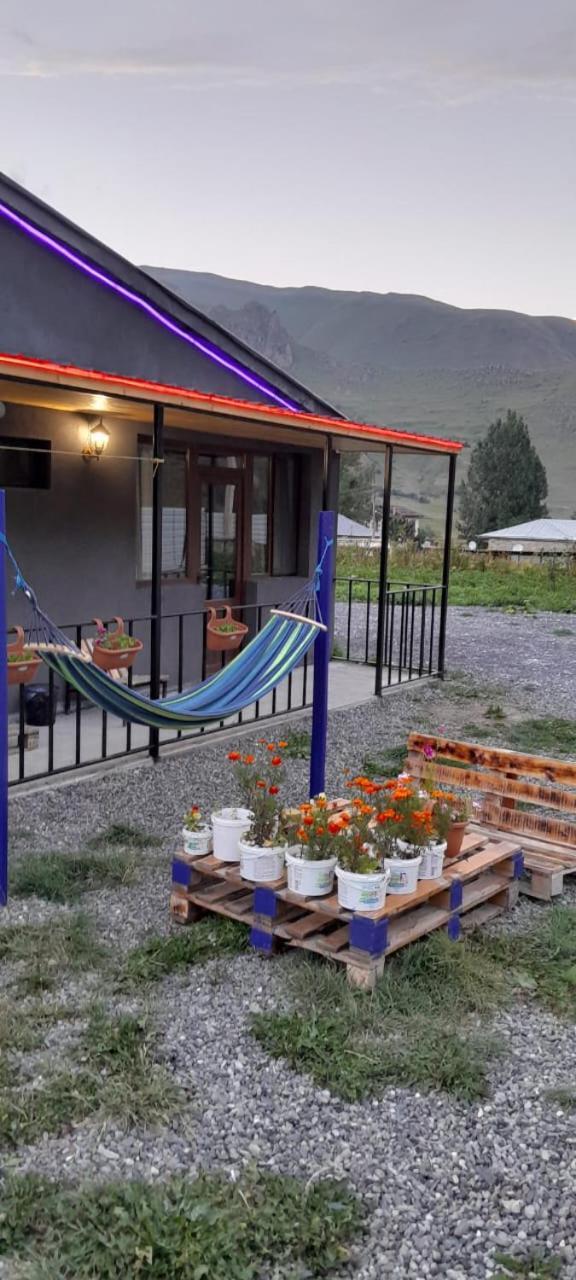 Nikolozi Hotel Kazbegi Exterior photo